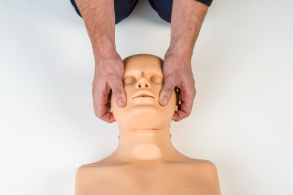 PRACTI MAN AD Fantom BLS/AED, dorosły/dziecko z torbą/matą treningową - obrazek 2