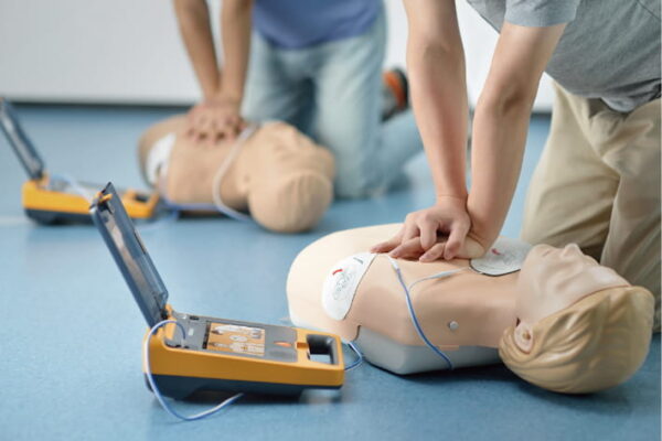 Defibrylator AED półautomatyczny Mindray BeneHeart C2, z baterią i elektrodą - obrazek 4